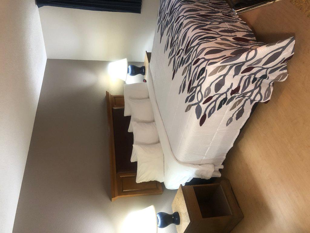 Red Roof Inn 로렌스버그 외부 사진